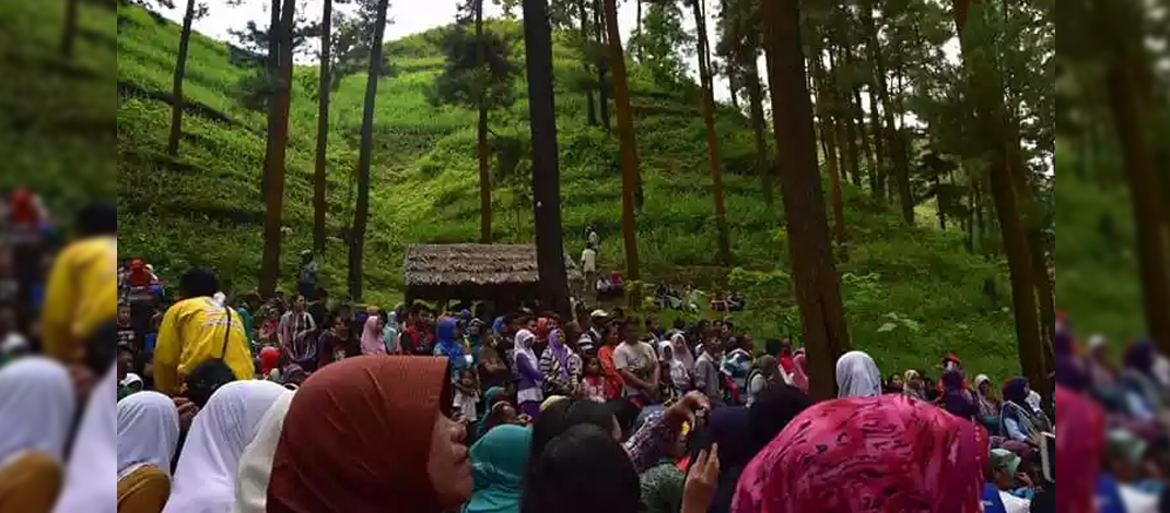 suasana gunung beruk