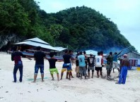 Mahasiswa Semak Makassar Mengadakan Kegiatan Bakti Sosial & Pendidikan di Desa Namatota FB_IMG_1501154348812