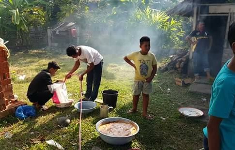 Masyarakat Gampong Sawiet mengadakan Kenduri Rakya