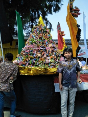 Arak Tumpeng Sebaluh Pujon