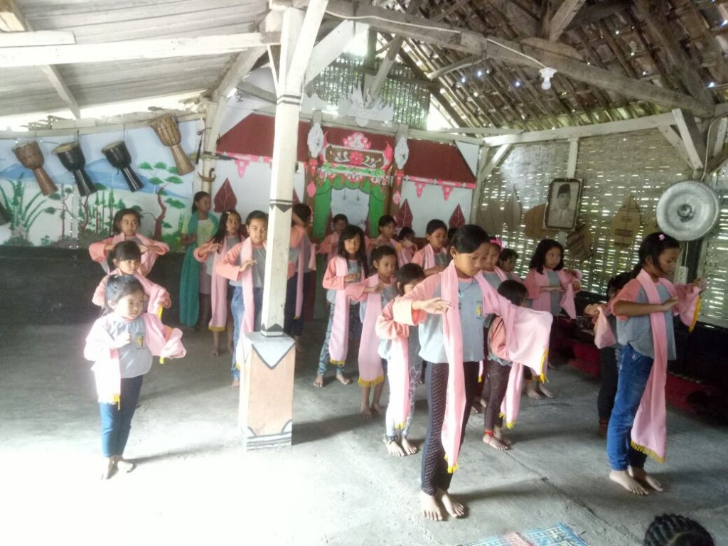 Sanggar Tari Sempuyun