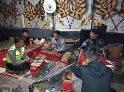 Bripka. Parsuji Bhabinkamtibmas Desa Pandesari Pujon