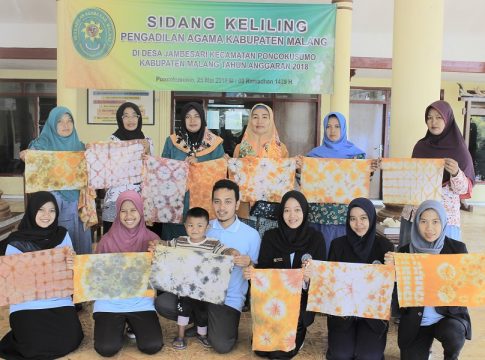 Hasil dari pembuatan Batik Shi-Jumput